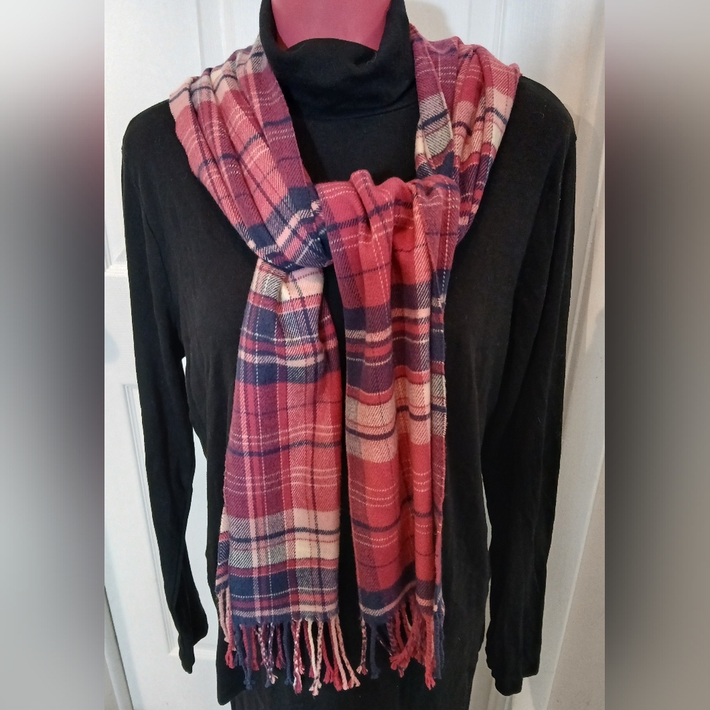 100% Cashmere Pink and Blue Plaid Scarf